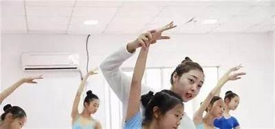 探索恩率抖阴舞：舞蹈背后的文化意义与表演技巧